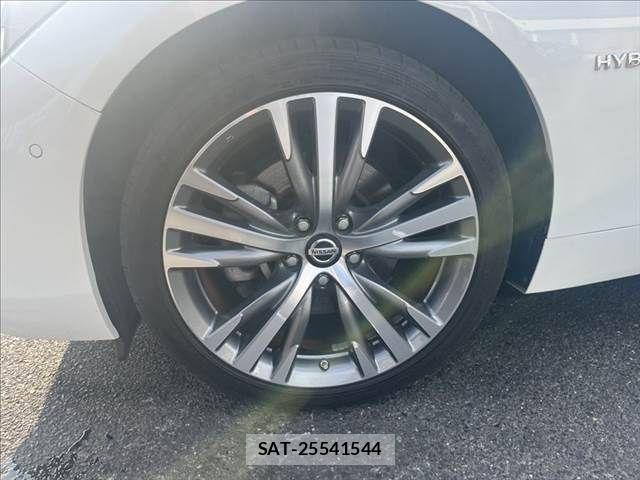 Nissan SKYLINE 2019-12 7879483-11
