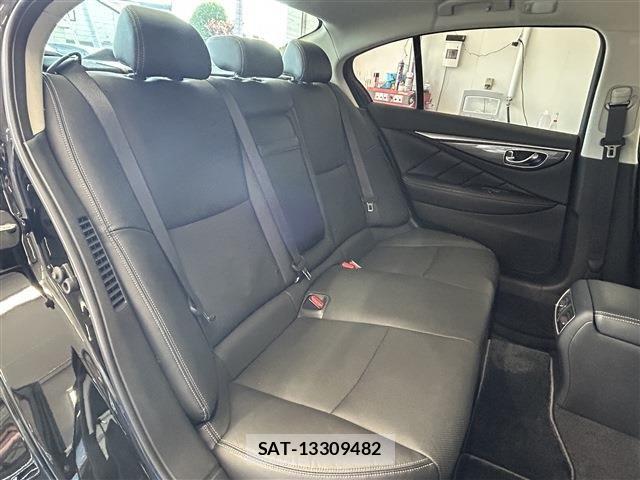 Nissan SKYLINE 2021-02 7963796-26