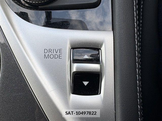 Nissan SKYLINE 2017-03 8038305-24
