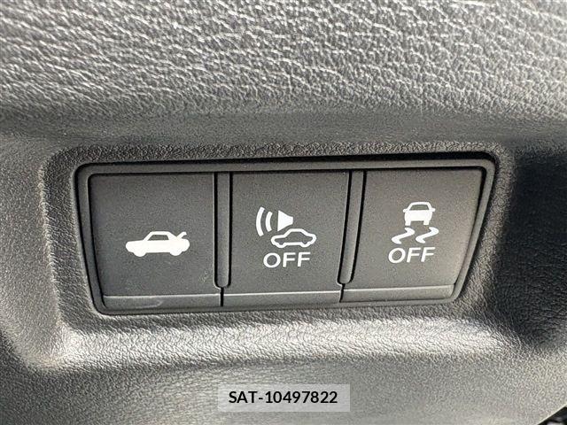 Nissan SKYLINE 2017-03 8038305-28