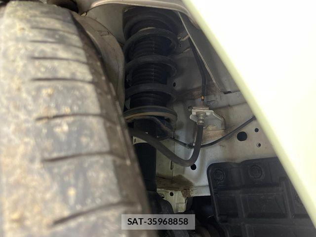 Nissan SKYLINE 2018-06 8101918-19
