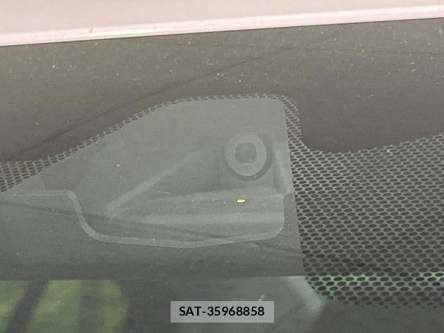 Nissan SKYLINE 2018-06 8101918-4