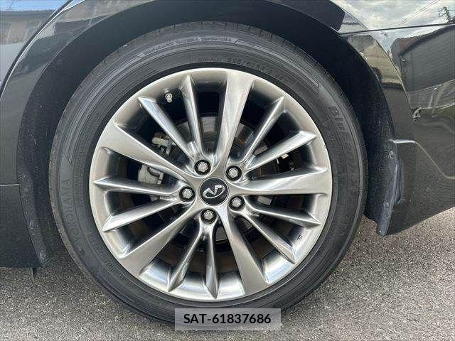 Nissan SKYLINE 2018-06 8438902-26