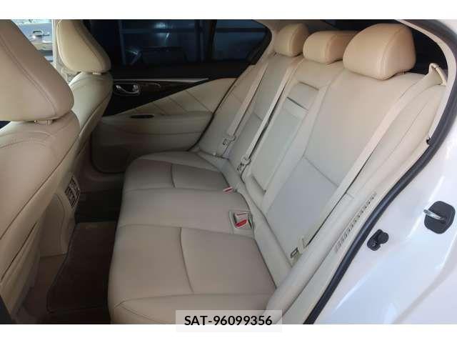 Nissan SKYLINE 2014-03 8527389-6