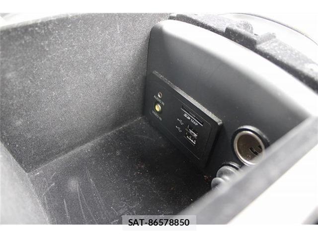 Nissan SKYLINE 2014-04 8686574-6