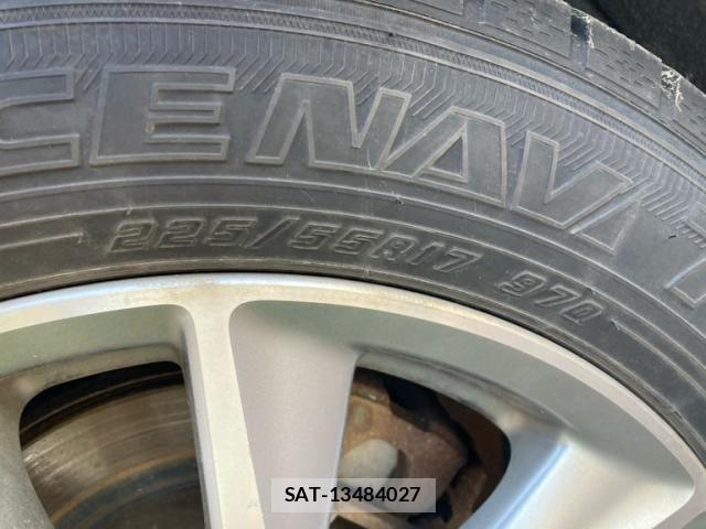 Nissan SKYLINE 2014-02 8872079-7