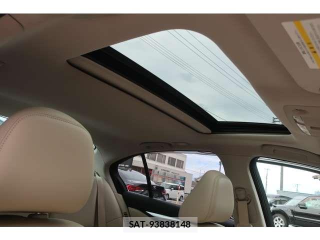 Nissan SKYLINE 2014-04 8882205-3