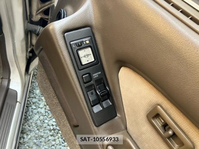 Toyota SOARER 1990-03 4640972-9