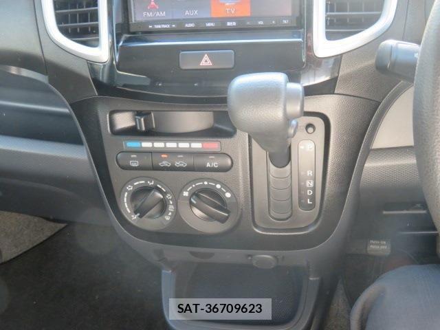 Suzuki SOLIO 2014-06 959537-11