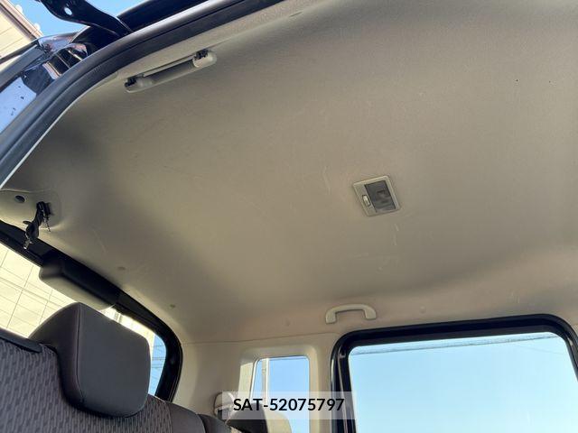 Suzuki SOLIO 2017-02 1905734-10