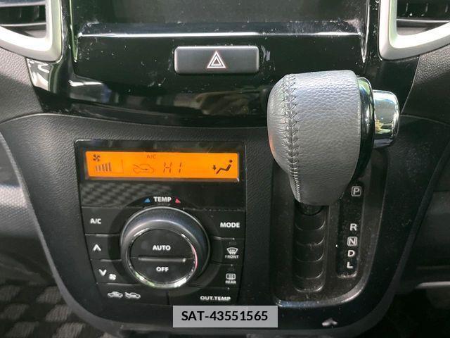 Suzuki SOLIO 2014-01 3776823-18