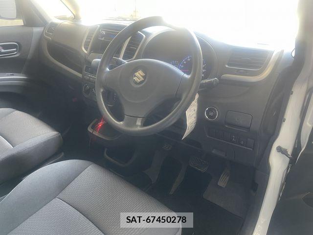 Suzuki SOLIO 2013-08 6614884-12