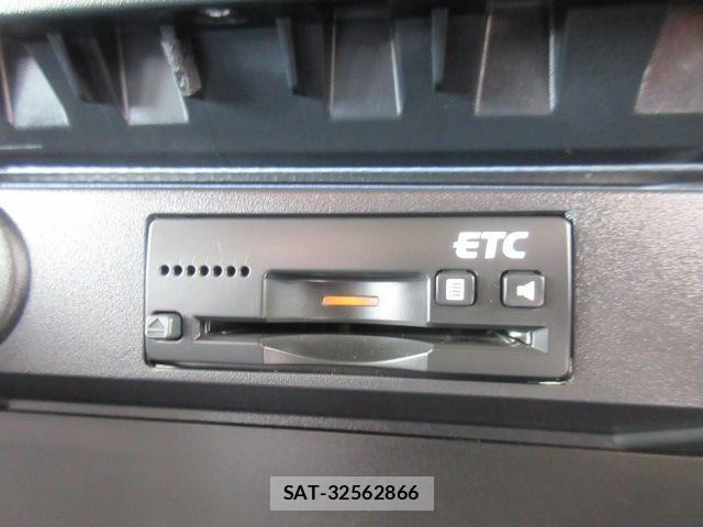 Suzuki SOLIO 2015-11 6717313-17