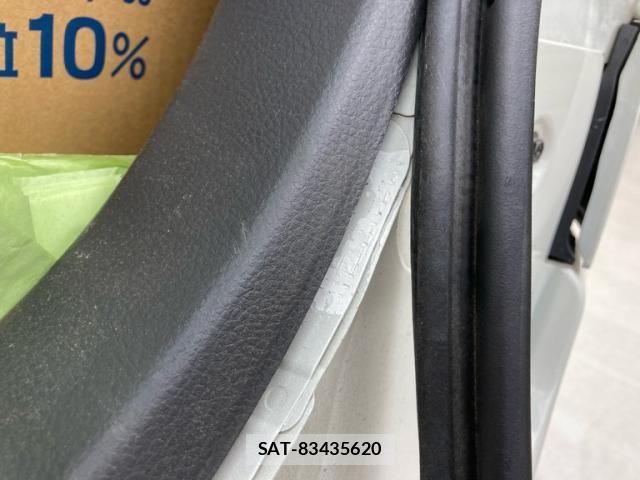 Suzuki SOLIO 2011-09 6912820-21