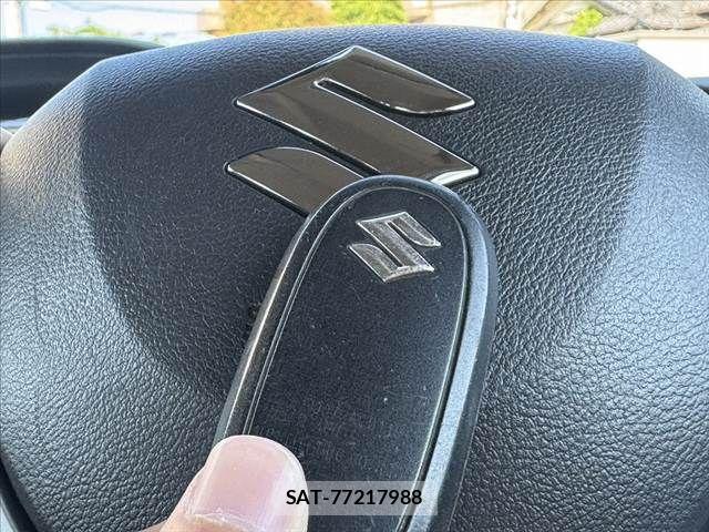 Suzuki SOLIO 2017-08 6998327-28