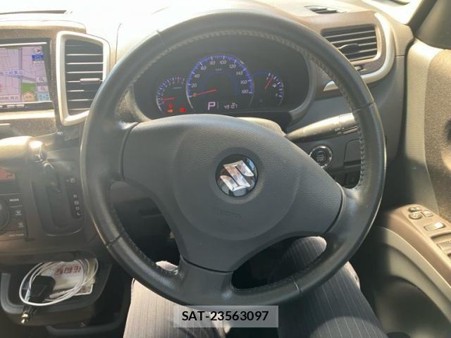 Suzuki SOLIO 2013-06 7021618-13