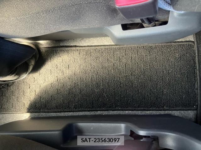 Suzuki SOLIO 2013-06 7021618-18