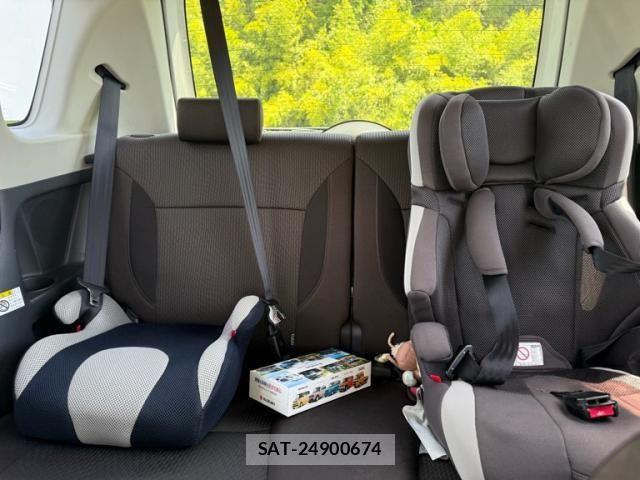 Suzuki SOLIO 2012-01 7330151-15