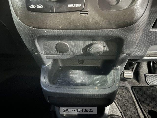 Suzuki SOLIO 2011-05 7330148-21