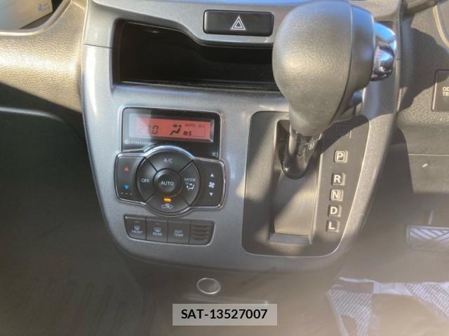 Suzuki SOLIO 2016-03 7359881-20