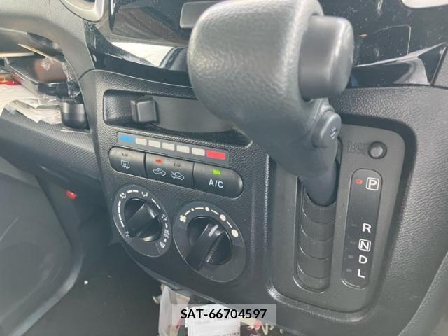 Suzuki SOLIO 2014-01 7457877-18