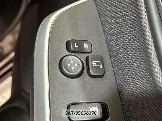 Suzuki SOLIO 2017-05 7502882-15