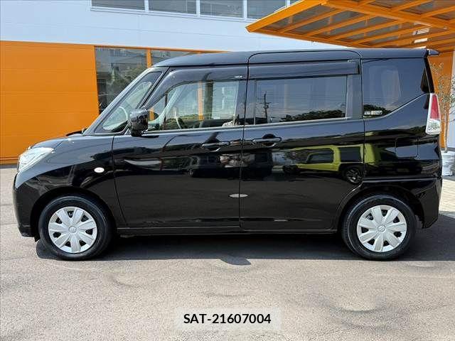 Suzuki SOLIO 2017-08 7789204-11