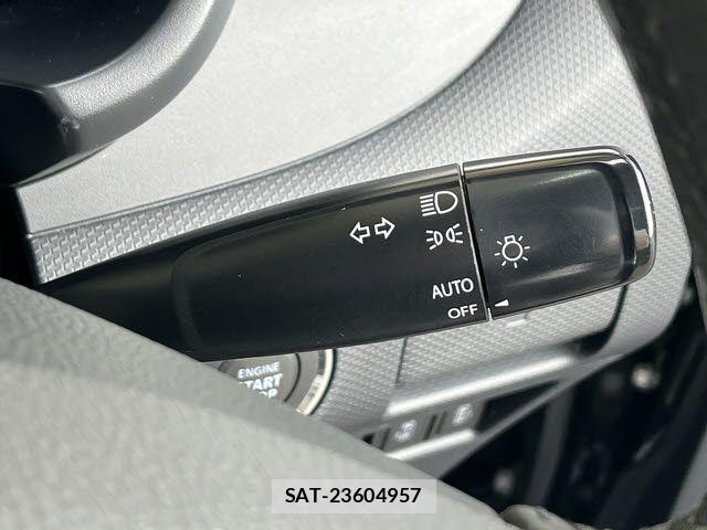 Suzuki SOLIO 2012-10 7981027-11