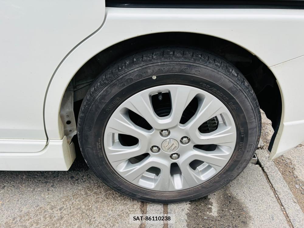 Suzuki SOLIO 2019-08 7925726-30