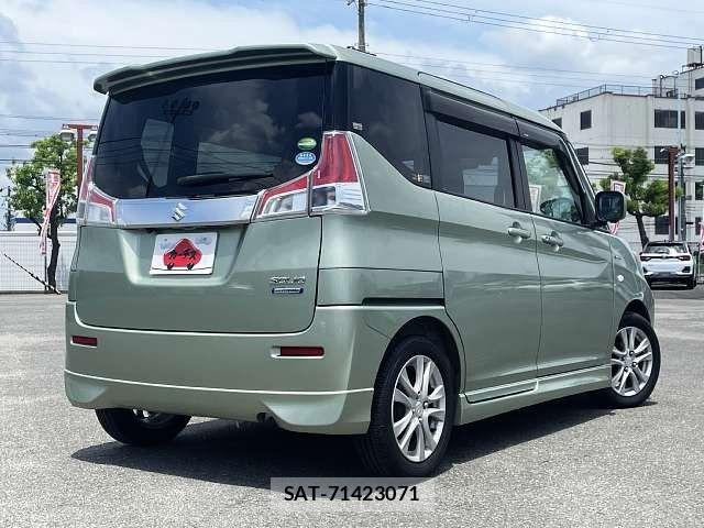 Suzuki SOLIO 2015-11 8038314-2