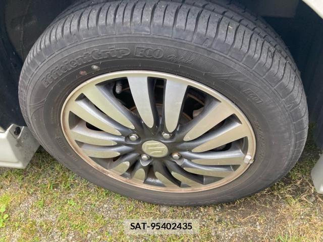 Suzuki SOLIO 2012-04 8038322-4