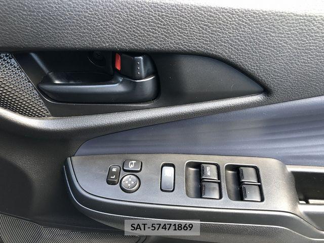 Suzuki SOLIO 2021-05 8038318-23
