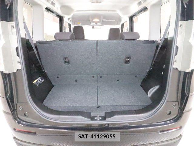 Suzuki SOLIO 2018-02 8038317-11