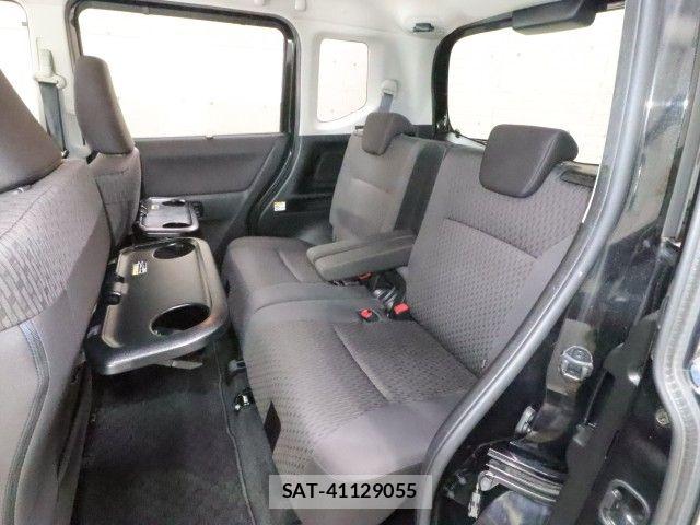 Suzuki SOLIO 2018-02 8038317-8