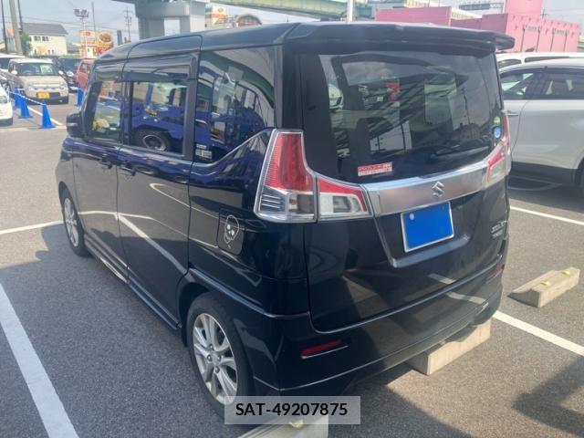 Suzuki SOLIO 2017-08 8038321-2