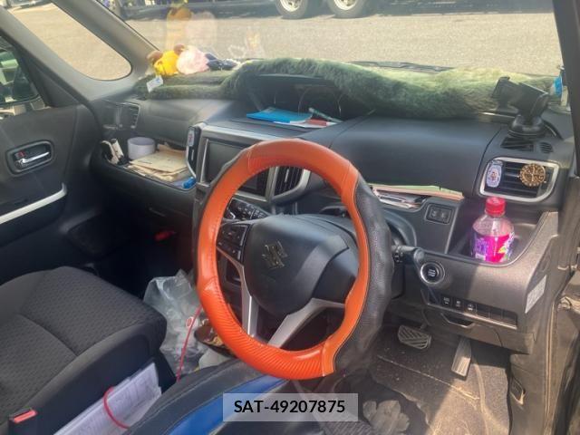 Suzuki SOLIO 2017-08 8038321-8
