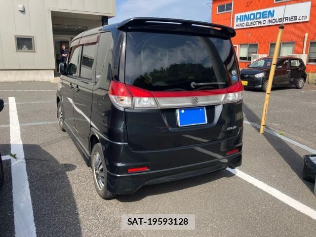 Suzuki SOLIO 2011-10 8038325-3