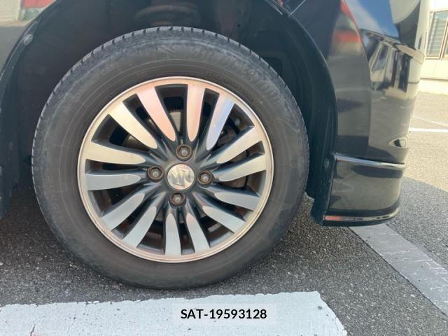 Suzuki SOLIO 2011-10 8038325-6