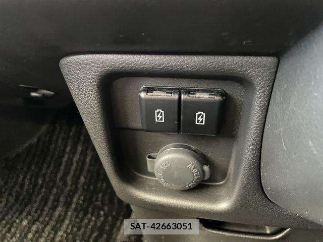 Suzuki SOLIO 2023-03 8075607-17