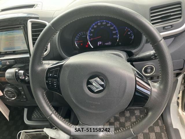 Suzuki SOLIO 2012-02 8101930-16