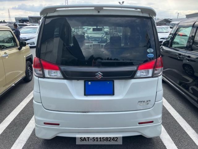Suzuki SOLIO 2012-02 8101930-2