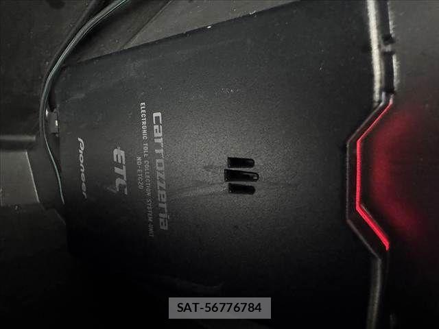 Suzuki SOLIO 2019-03 8101928-29