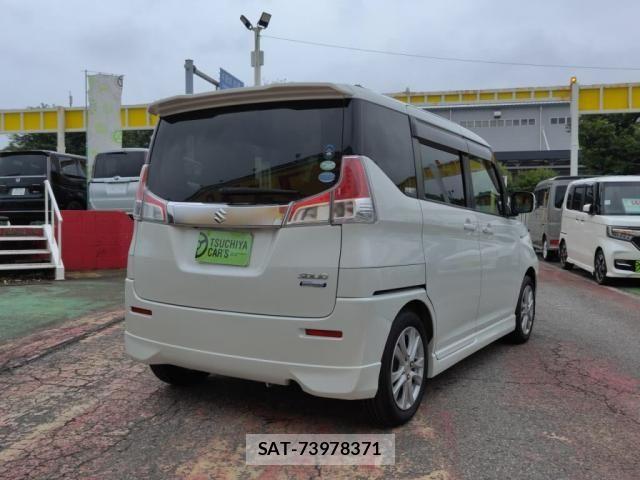 Suzuki SOLIO 2016-02 8101924-1