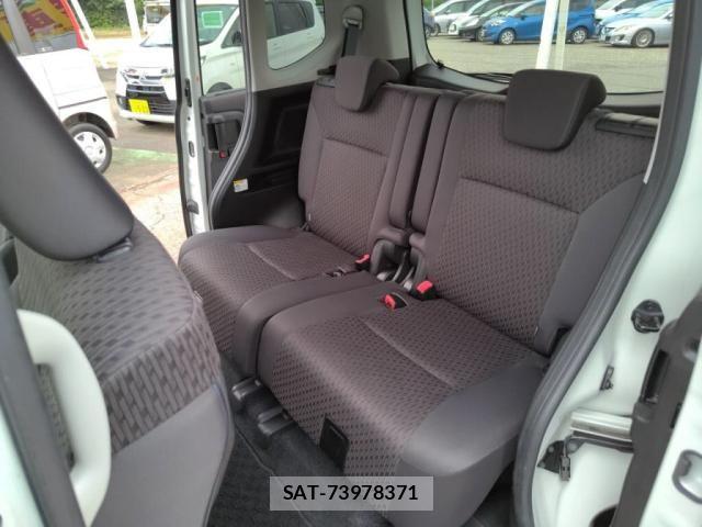 Suzuki SOLIO 2016-02 8101924-22