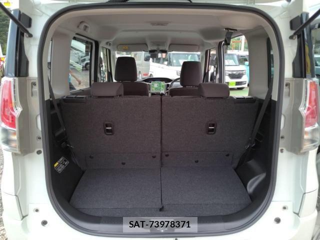 Suzuki SOLIO 2016-02 8101924-23