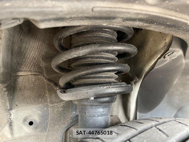 Suzuki SOLIO 2015-09 8101925-19