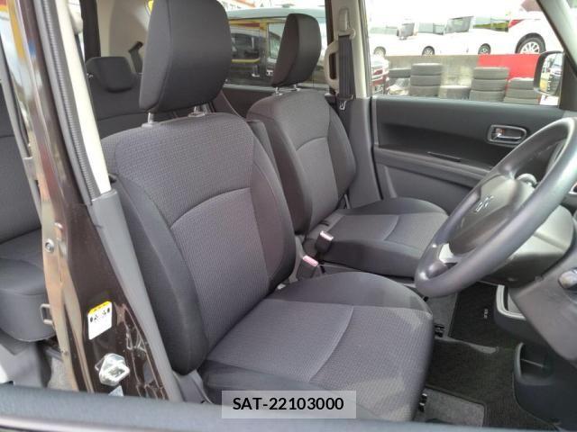 Suzuki SOLIO 2014-01 8101926-12