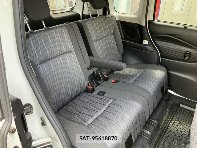 Suzuki SOLIO 2024-08 8132424-12