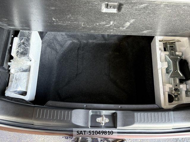 Suzuki SOLIO 2017-12 8132426-26