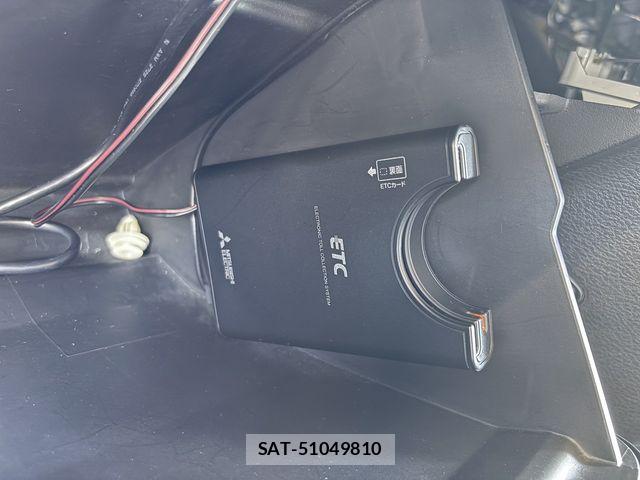 Suzuki SOLIO 2017-12 8132426-6